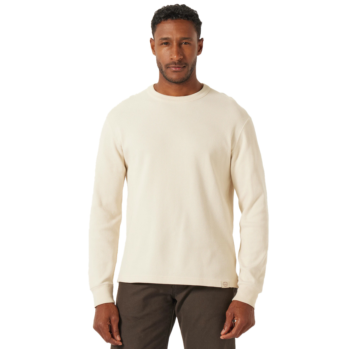 Filson Waffle Knit Thermal Crew Sand, Am Modell für die Größe gestylt