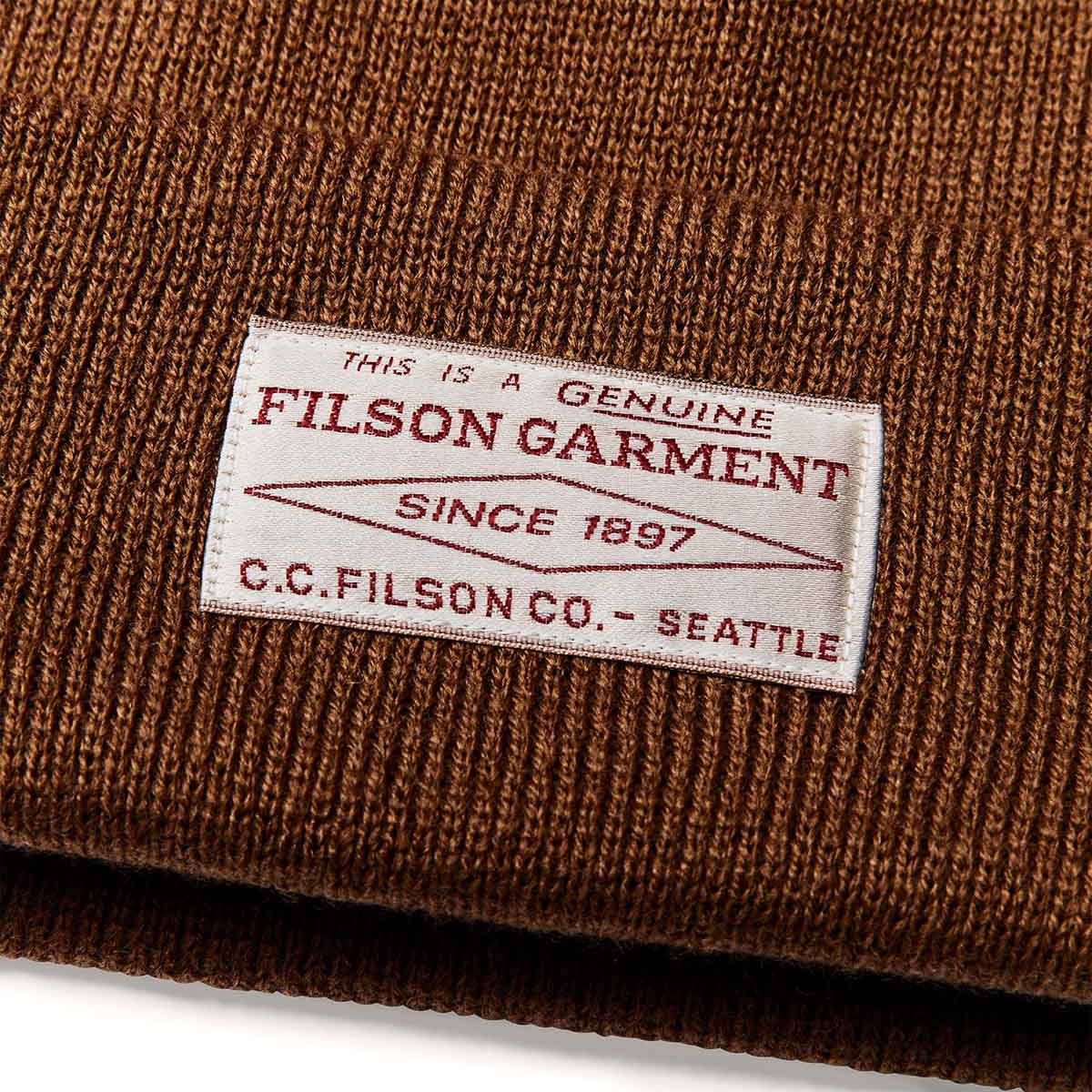 Filson Ballard Watch Cap Copper, logo