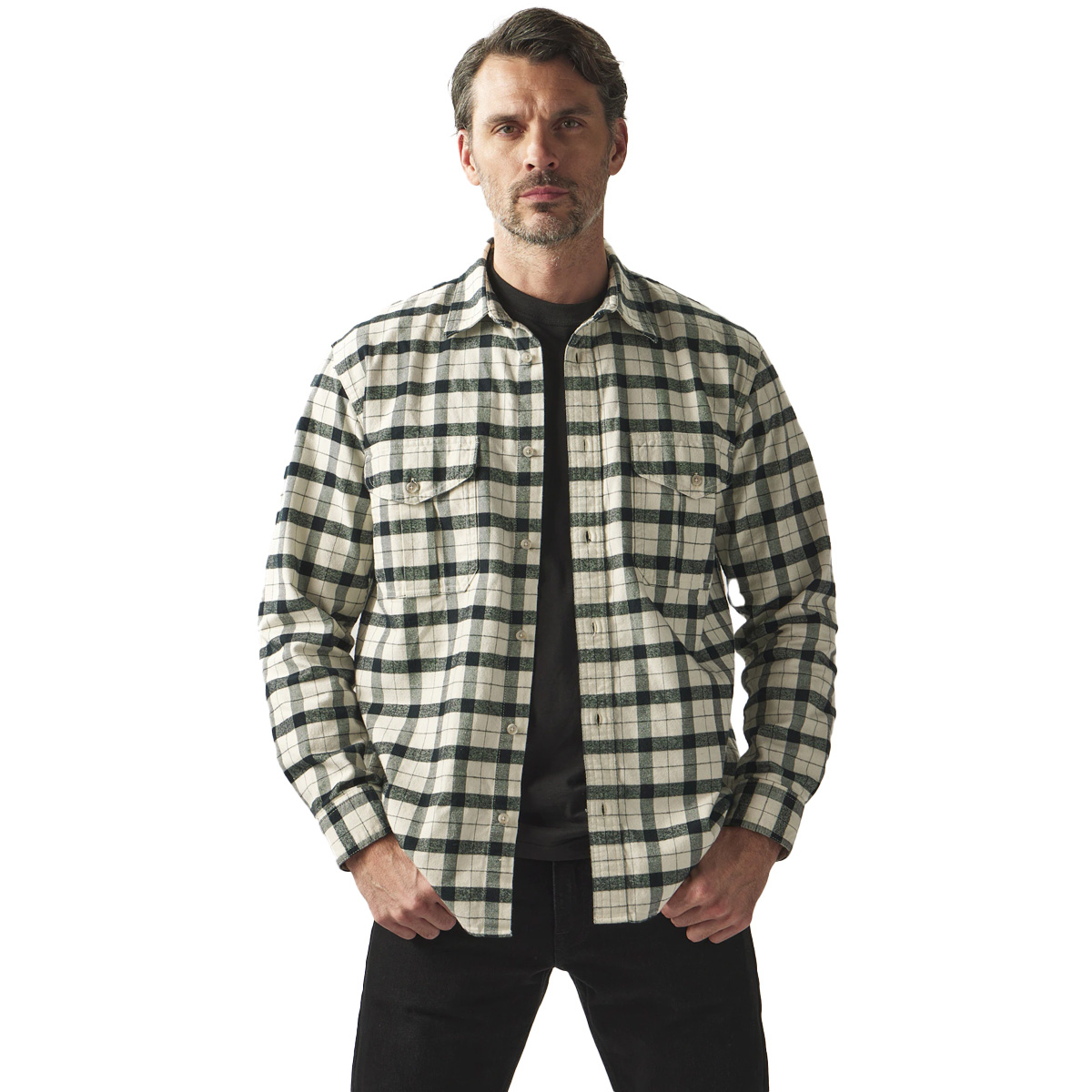 Filson Alaskan Guide Shirt, Hergestellt aus 8-Unzen-Baumwollflanell, das für seine einzigartige Kombination aus Haltbarkeit, Weichheit und Wärme bekannt ist